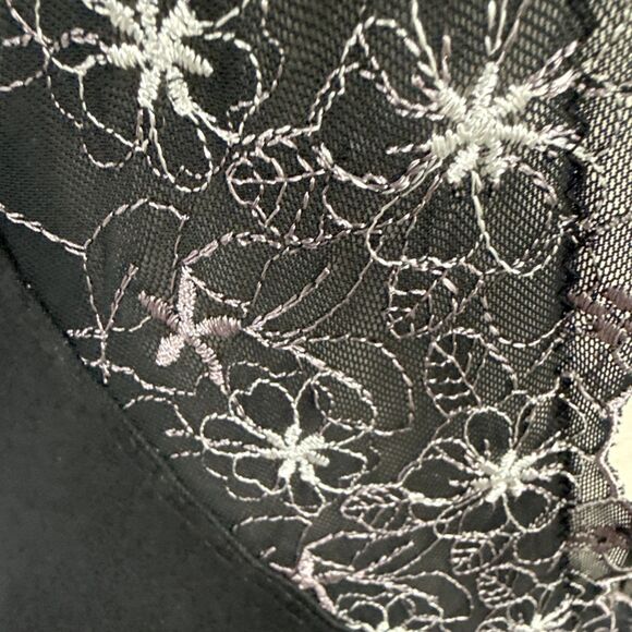 Suffolk Swimsuit Womens M Black One Piece Swimming Beach - Picture 3 of 10